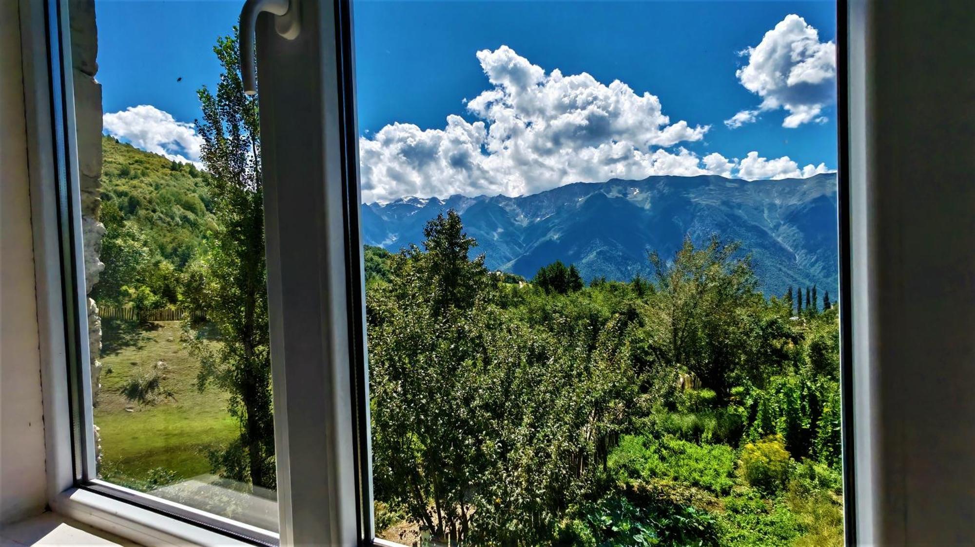 Gujejiani Guest House Mestia Dış mekan fotoğraf